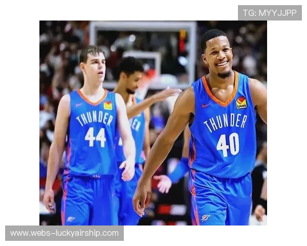 托皮奇借助挡拆急停中投，命中职业生涯首分