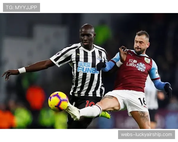 消息：阿斯顿维拉与前锋沃特金斯就续约展开谈判，球员本赛季射门转化率亮眼